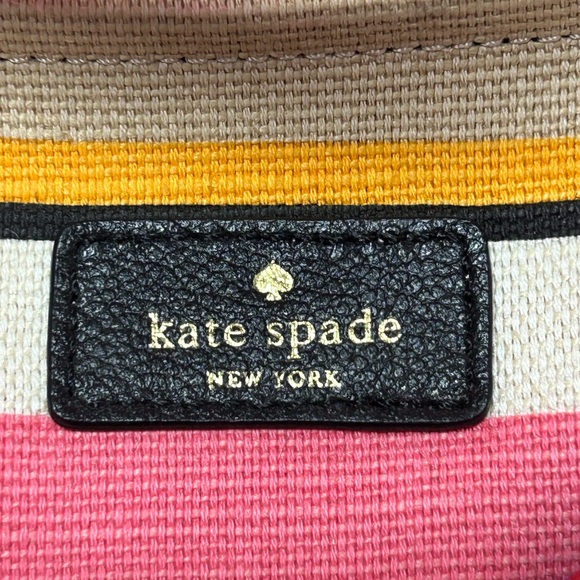 Kate Spade Canvas Large Bow Wristlet Approx. 10 x 7 - Picture 7 of 15
